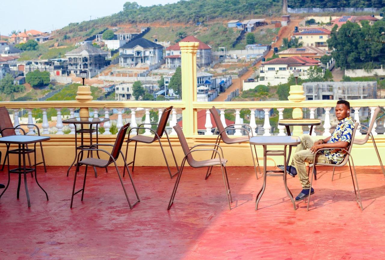 The Stafford Lodge Freetown Dış mekan fotoğraf