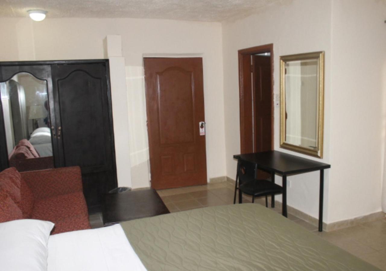 The Stafford Lodge Freetown Dış mekan fotoğraf